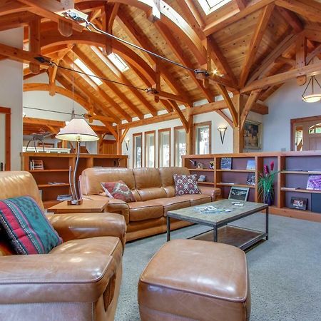 Bottle Bay Lakefront Lodge 샌드포인트 외부 사진