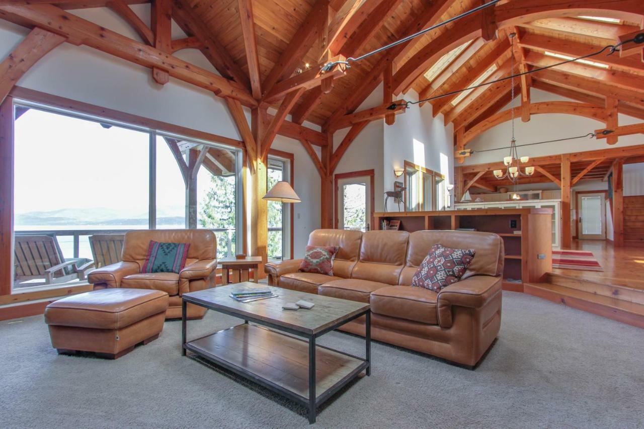 Bottle Bay Lakefront Lodge 샌드포인트 외부 사진