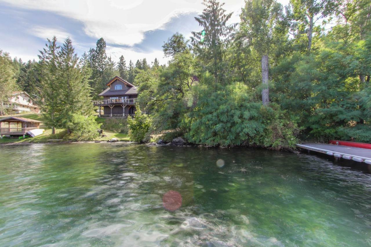 Bottle Bay Lakefront Lodge 샌드포인트 외부 사진